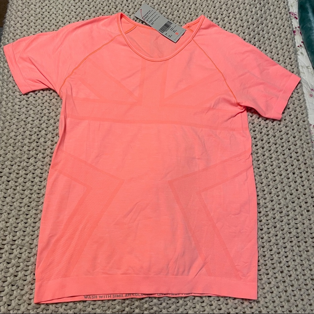 NWT Sweaty Beatty Seamless Orange Athletic T-Shirt-L